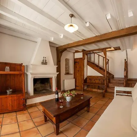 Дом отдыха Pano Rouga - Pontzos Traditional Stonehouse Александрос