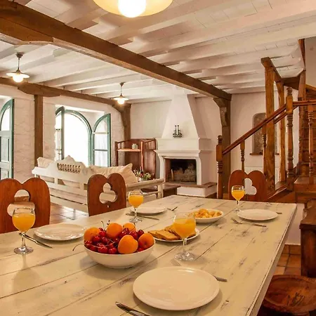 Pano Rouga - Pontzos Traditional Stonehouse *