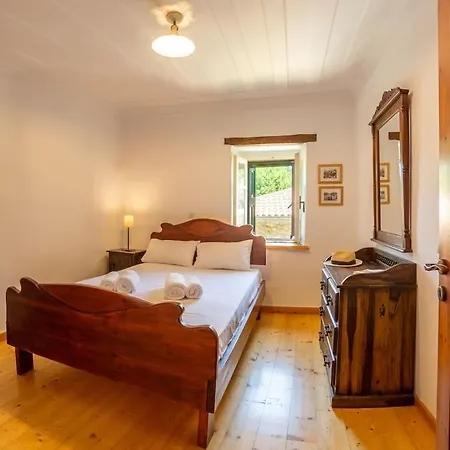 Pano Rouga - Pontzos Traditional Stonehouse